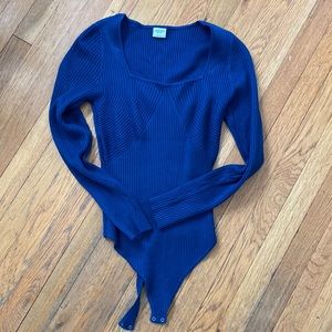 Abercrombie & Fitch Square neckline sweater body suit